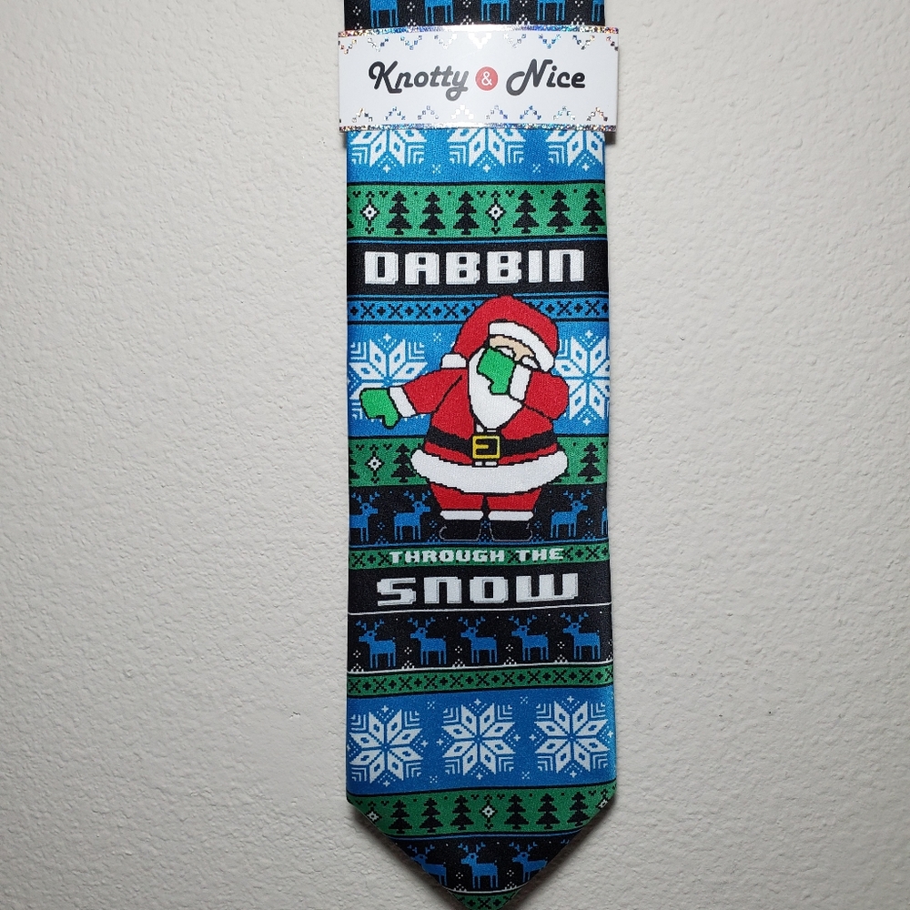 Knotty & Nice Dabbin Through the Snow Neck Tie NWT